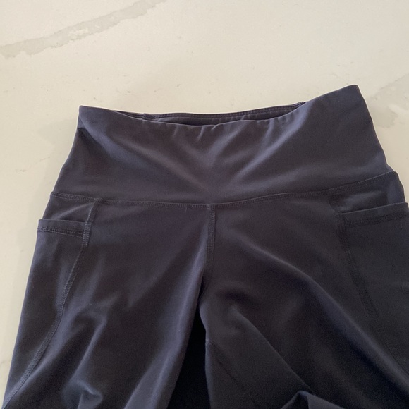 Old Navy Active Elevate Legging Go-Dry Size S Black - Picture 2 of 5